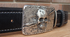 Ремень черный Череп старое серебро, 130 см